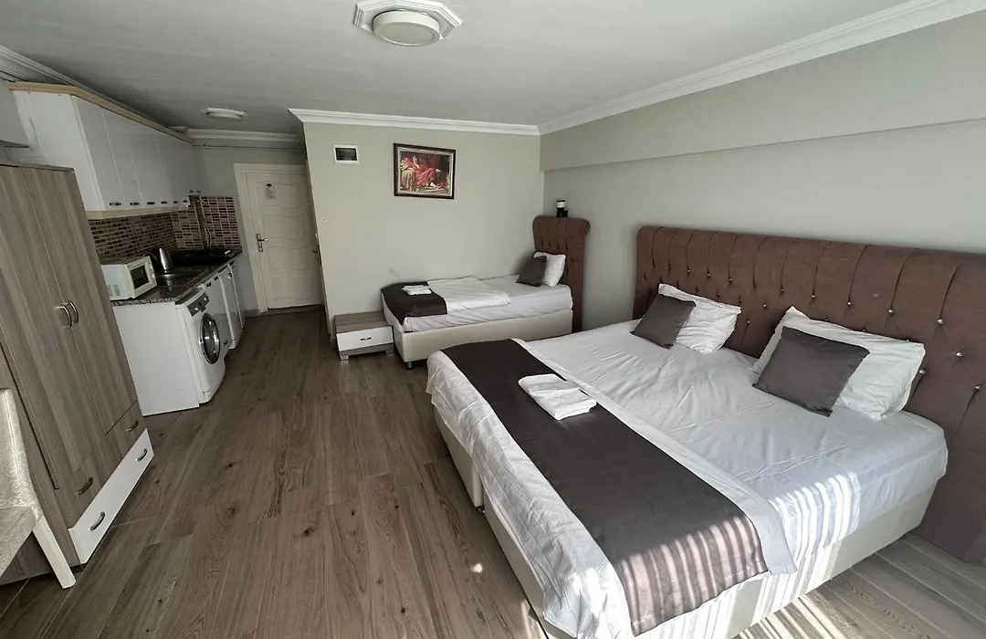 Black Bird Suite Hotel-1
